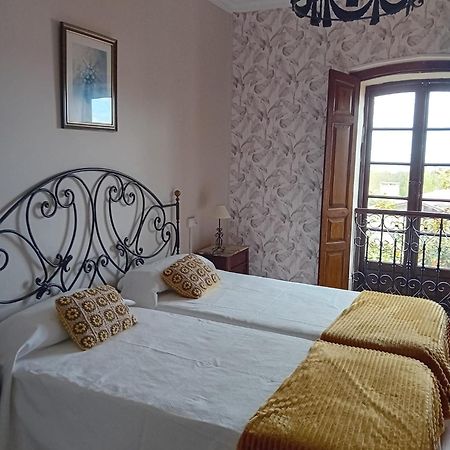 La Casona De Villanueva De Pria Bagian luar foto