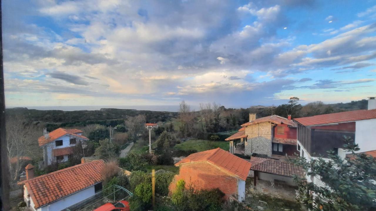 La Casona De Villanueva De Pria Bagian luar foto
